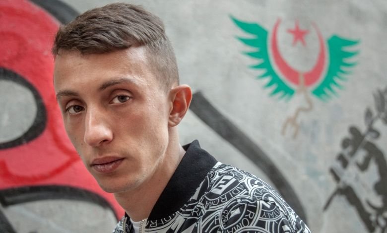 Mohamed Tadjadit choisit la vie : un combat qui défie l’arbitraire