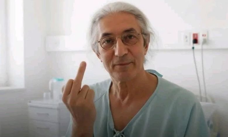 صنصال كما نحبّه… يوجّه “إصبع احتقار” رائع لتبون