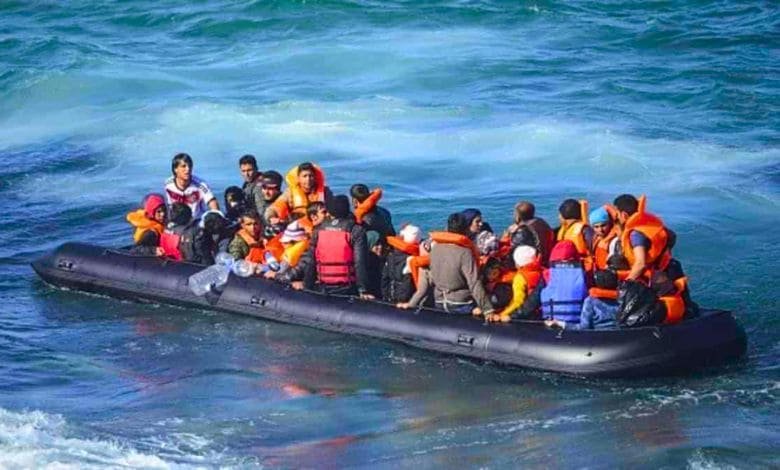 L’Espagne enquête sur la disparition de 18 migrants algériens après le sauvetage de seulement cinq survivants dans des conditions maritimes critiques