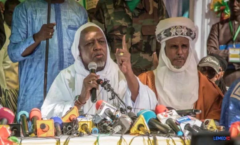 L’imam Mahmoud Dicko mène une campagne d’incitation contre le Mali depuis l’Algérie au service des plans de la junte militaire