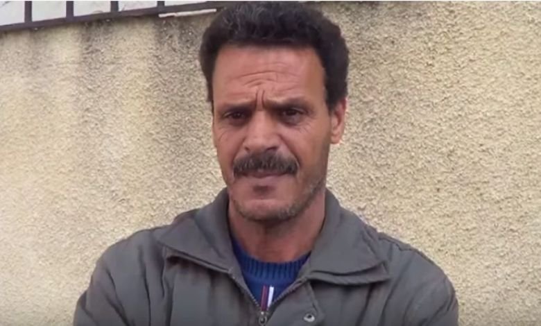 مصطفى قيرة.. ناشط سياسي يُحاكَم بعشرين قضية لأنه اختار طريق النضال السلمي